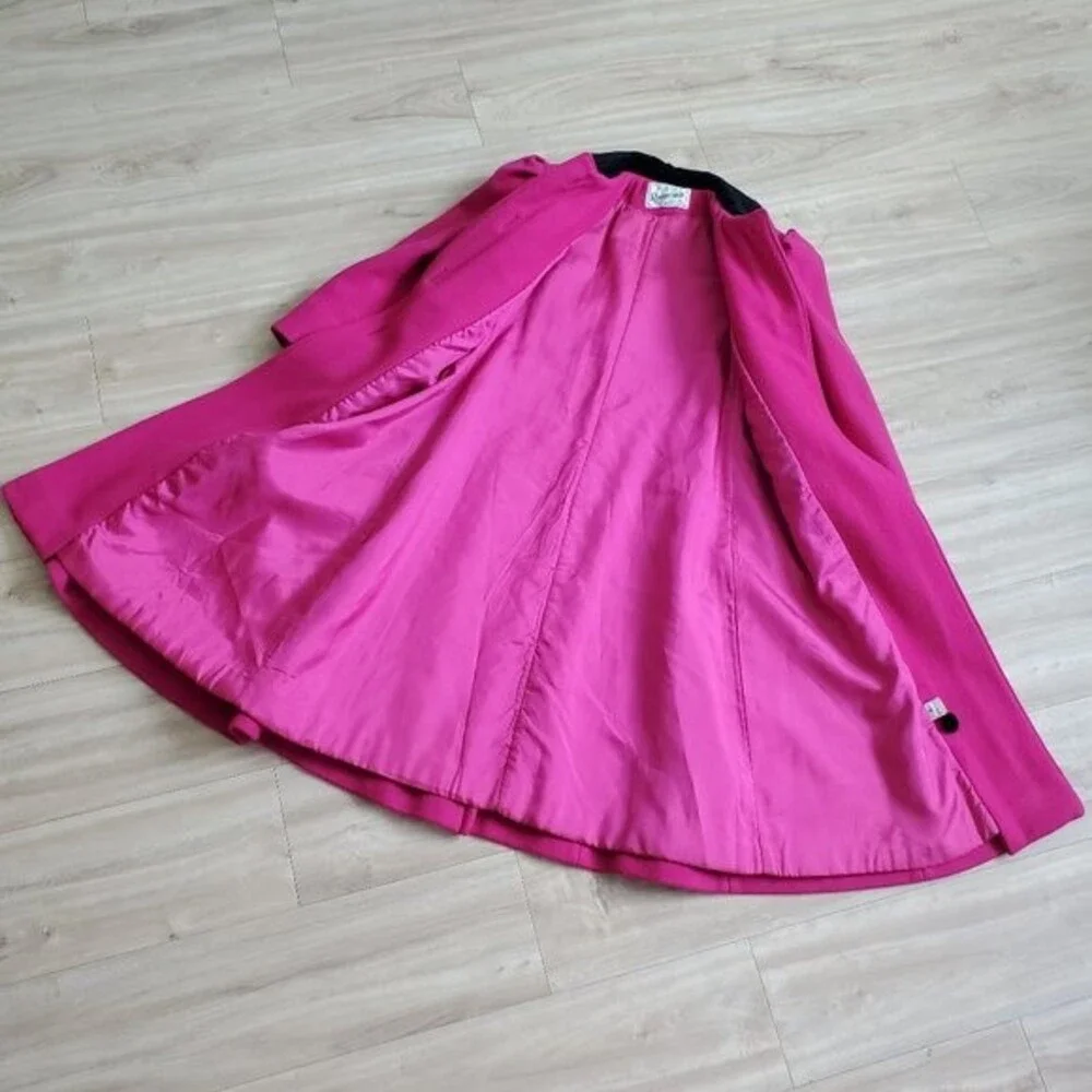 Vintage 70s/80s Rothschild Pink Wool Black Velvet Coat - Picture 6 of 12